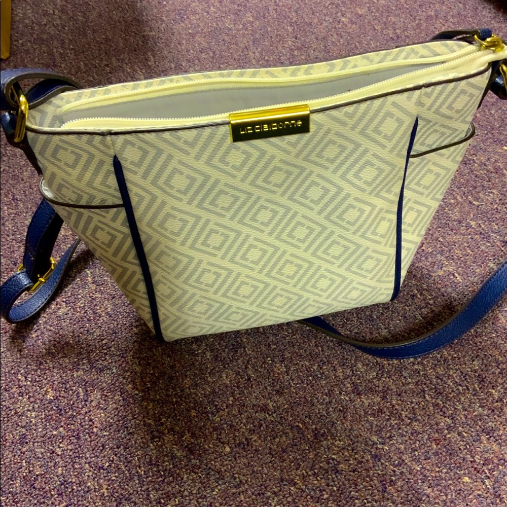 Liz Claiborne handbag